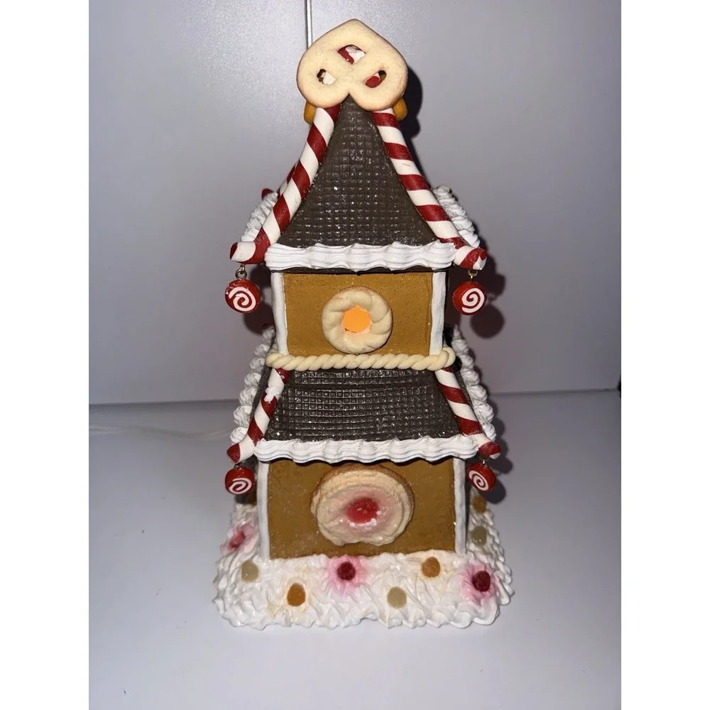 VTG Dept 56 North Pole Series Gingerbread House Lights Up RARE! Pretzel Gumdrops